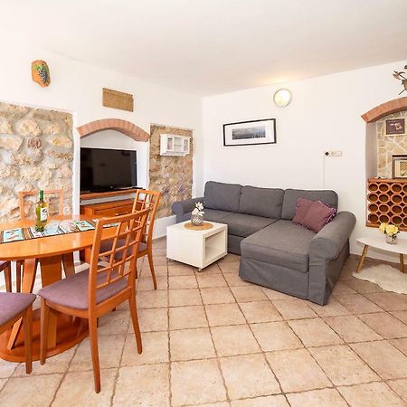 Mediterranean Apartment Korina Baška Exteriör bild